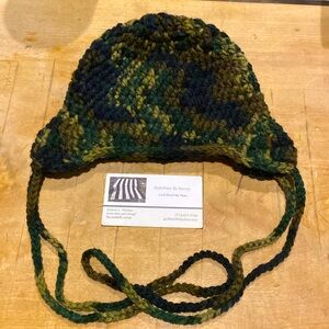 DailyWear by Nonna Baby/Toddler Camo Hat w ear cover & ties
